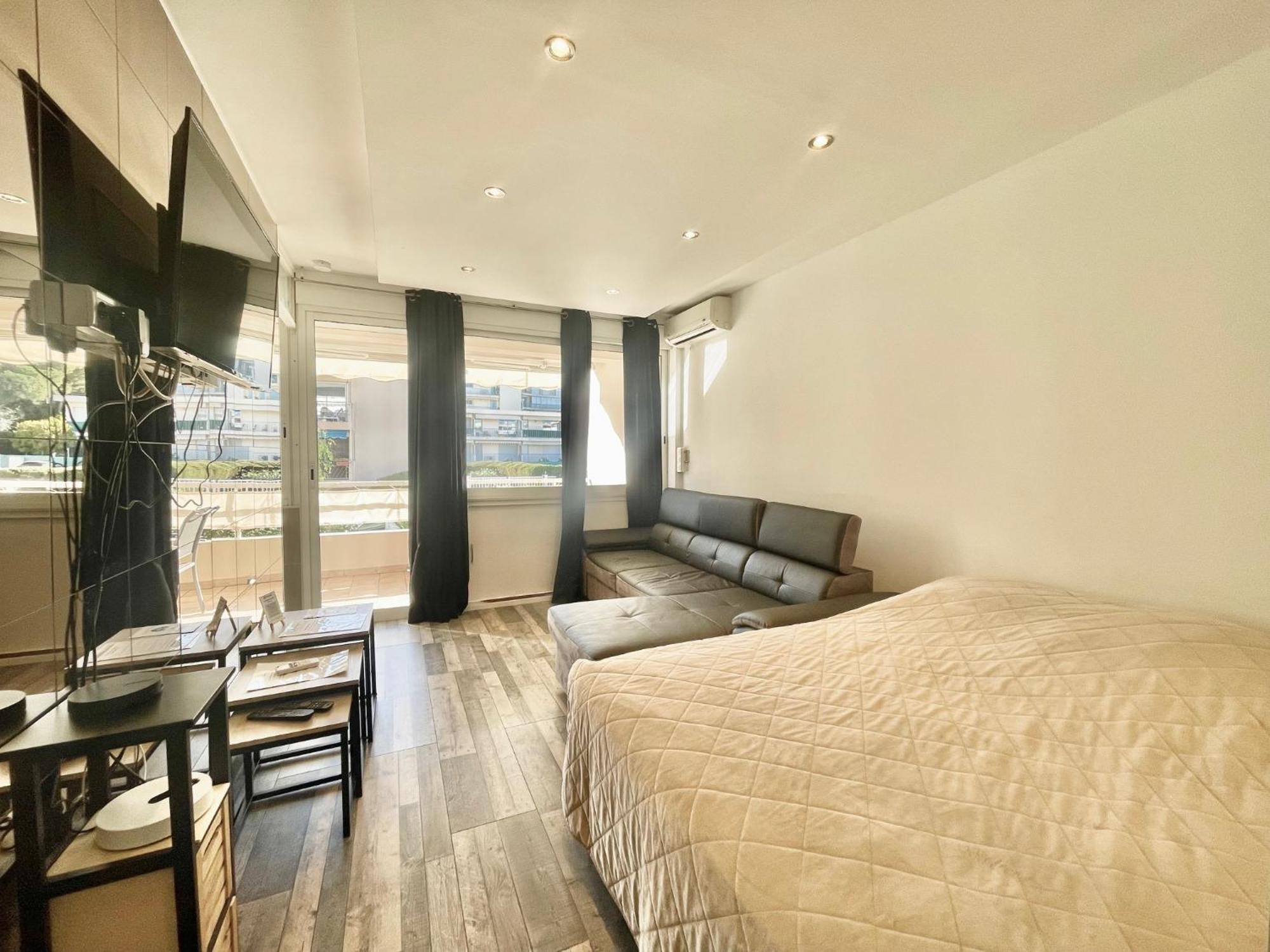 Apartament Palm Paradise, By Welcome To Cannes Zewnętrze zdjęcie